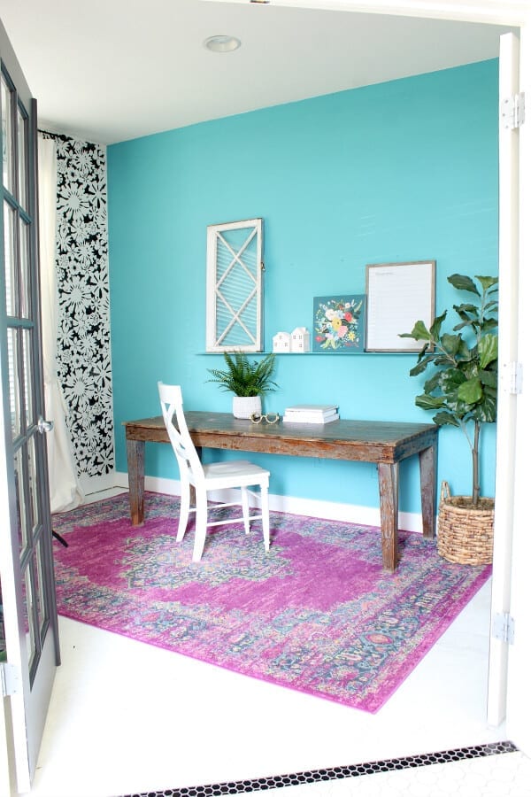 Welcome Home Sunday: How to paint an accent wall in your home office