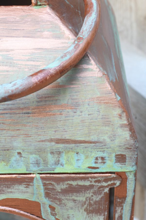 Use this technique for creating a faux copper look with patina!