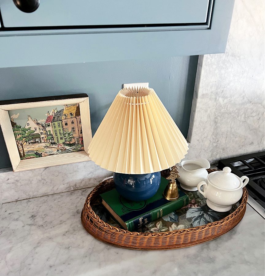 Winter vignette with lamp