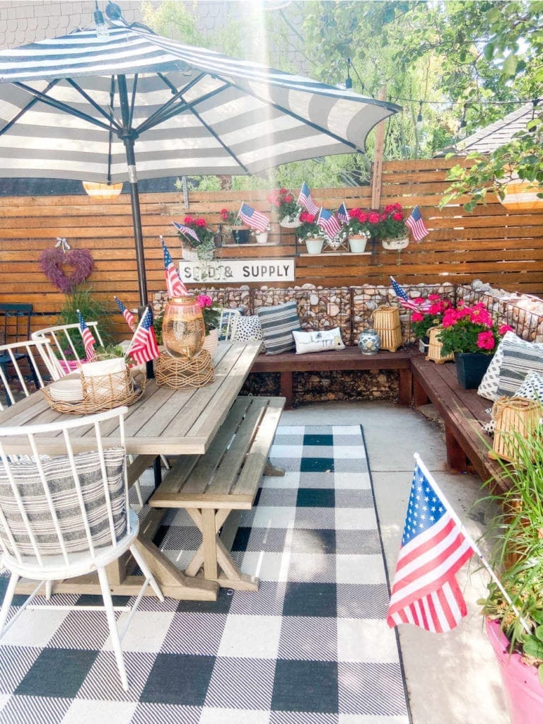 Welcome Home Saturday: 5 ways to add patriotic touches to your outdoor spaces!