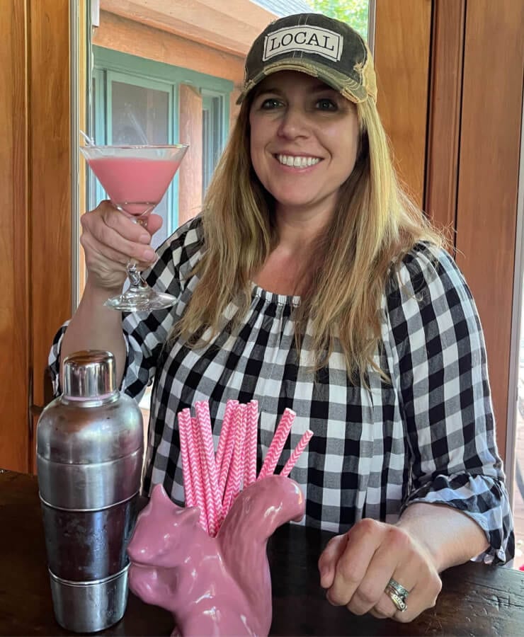 Welcome Home Saturday: The Pink Squirrel Cocktail | Welcome Home Saturday by popular Alabama lifestyle blog, She Gave It A Go: image of a woman holding a pink squirrel cocktail drink. 
