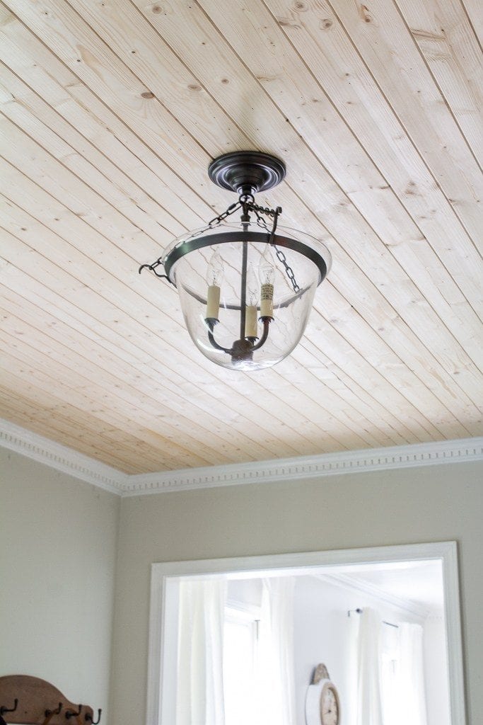 Welcome Home Sunday: easy planked ceiling