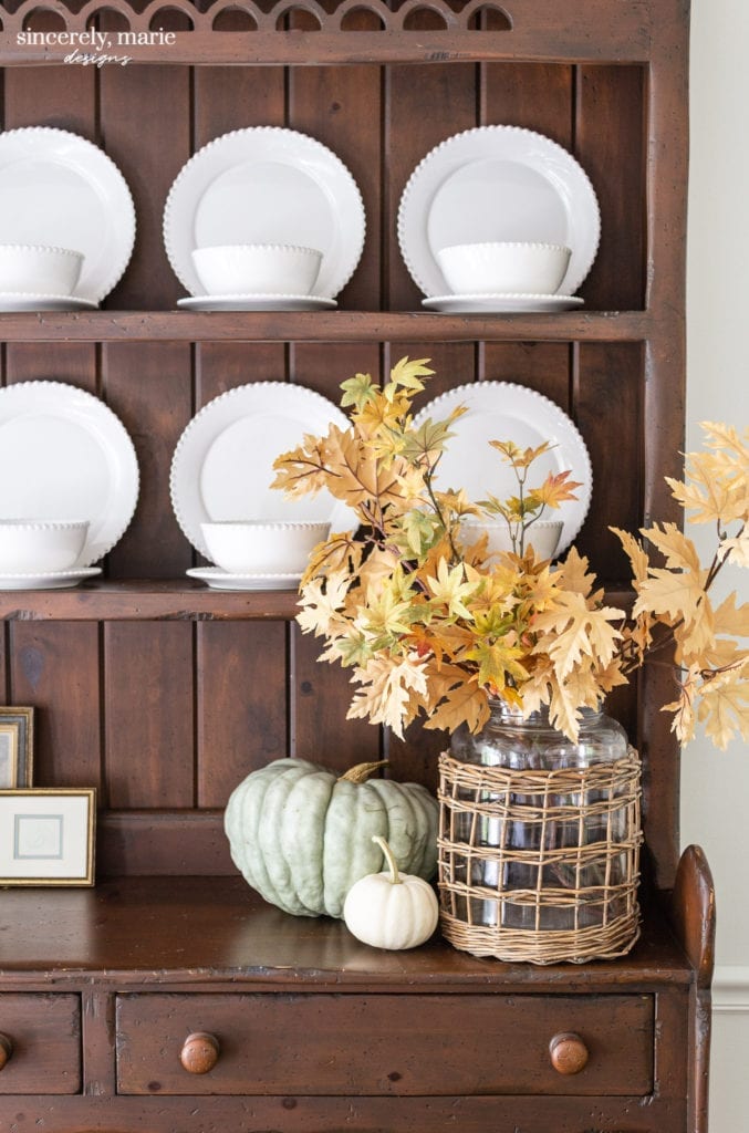 Welcome Home SUnday: 3 simple touches for a Fall hutch.