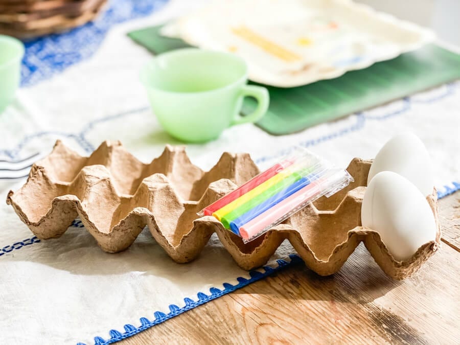 A kid friendly Easter table needs eggs that can be personalized or decorated with markers!