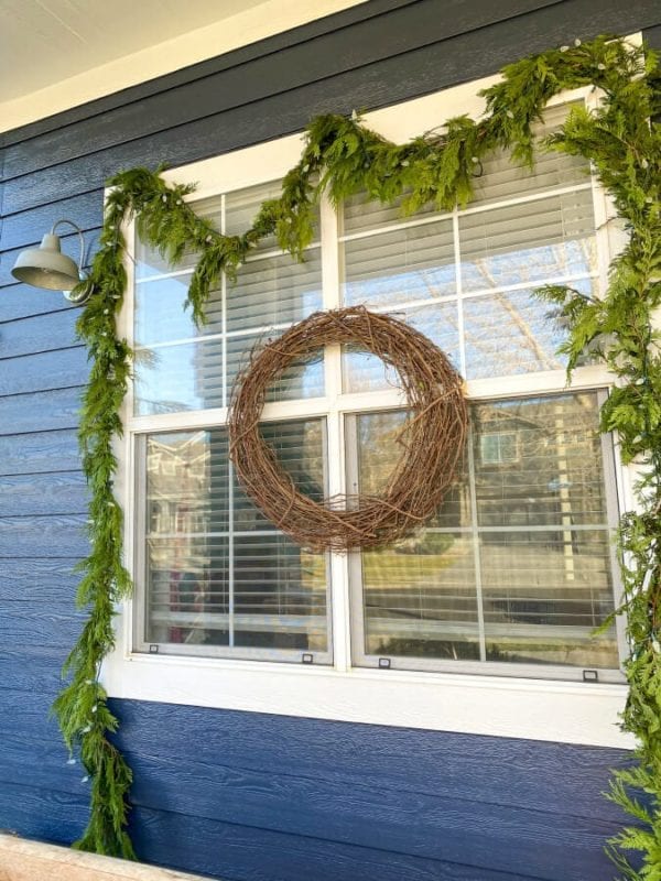 How To Make A Large Outdoor Christmas Wreath » Beauty with ease in the