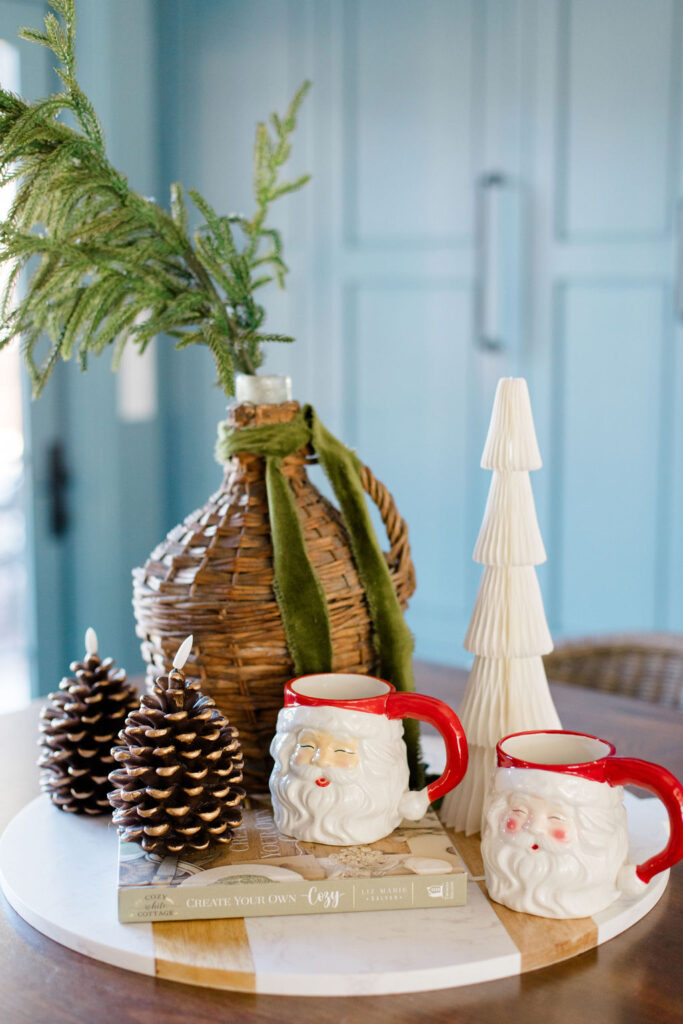 12 Quick and Easy Christmas Kitchen Decor Ideas: Santa Mugs