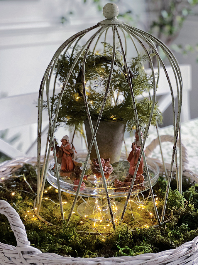 how to create a nativity scene centerpiece