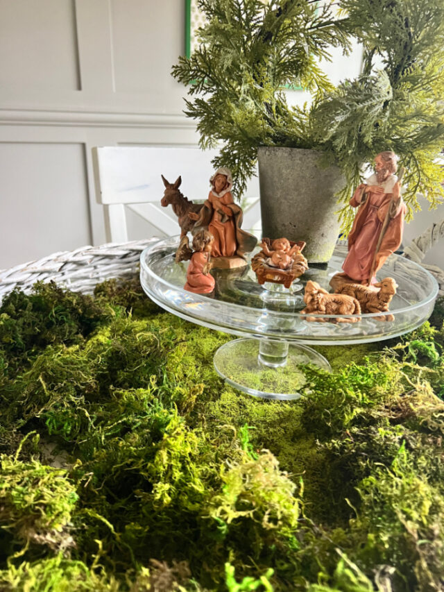 How to Create a Nativity Scene Centerpiece » Grow Beauty With Ease