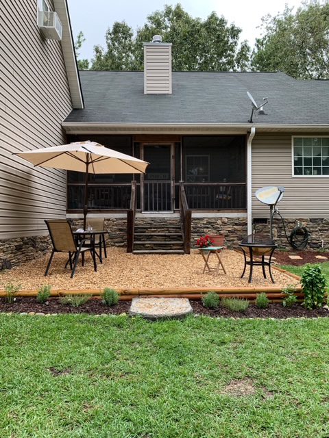 Welcome Home Saturday: Savoring Summer, DIY pea gravel patio