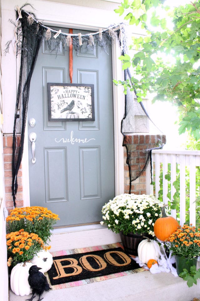 Last Minute Halloween Decor and DIY Ideas Round Up » The Tattered Pew