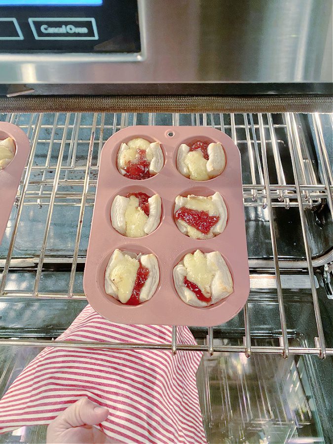 Puff pastry brie bites fresh from the oven!