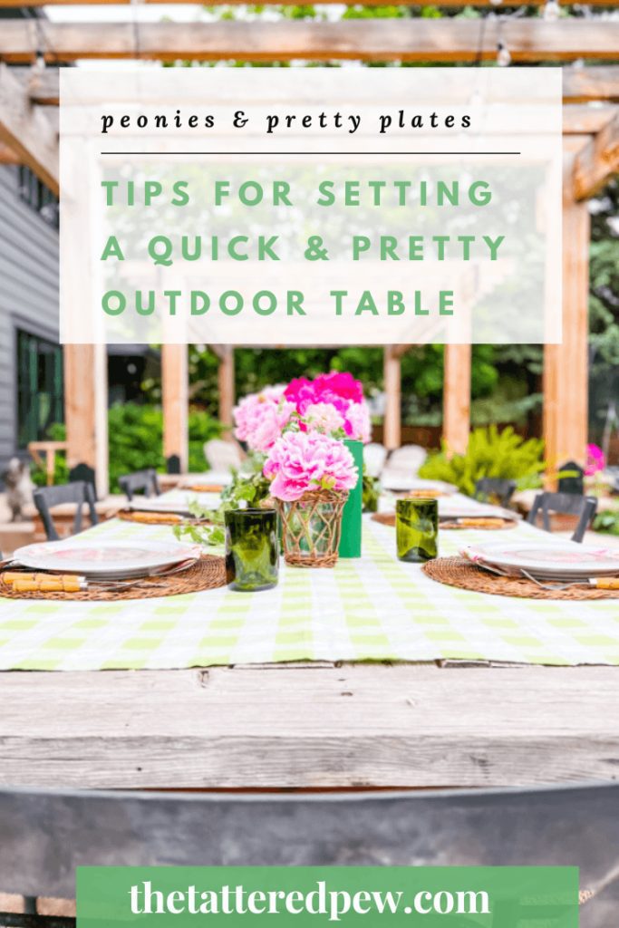 Check out these tips for setting a quick and pretty outdoor table with pink peonies!