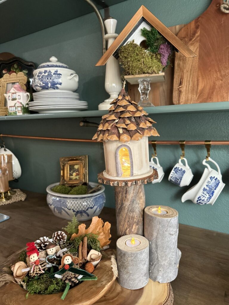 Amy Sadler Designs/ Pinecone Elf Village