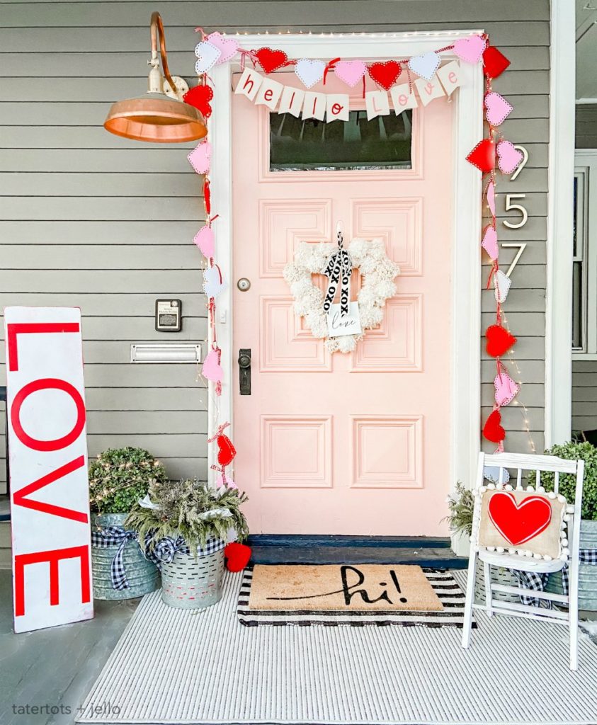 Welcome Home Saturday: Pink and Red Porch Decor