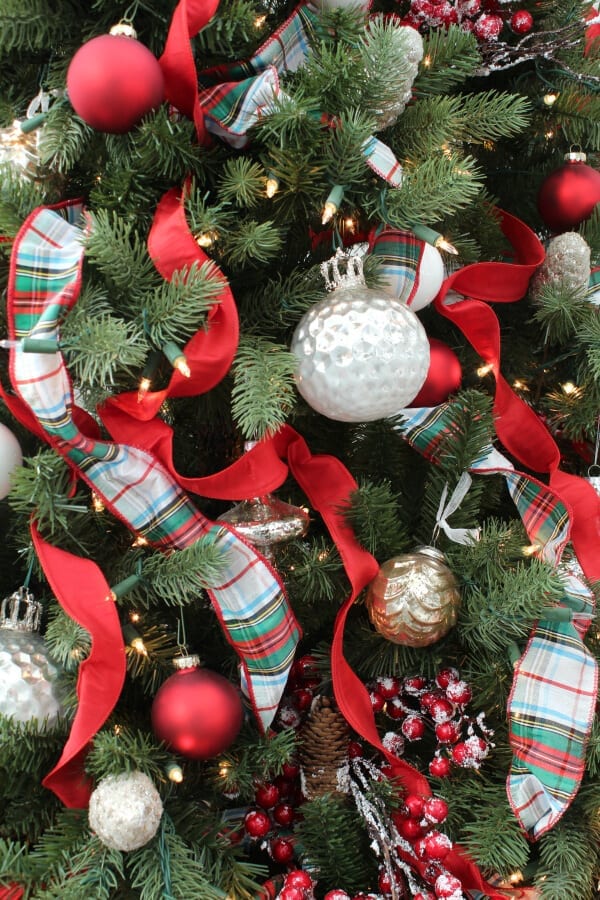 Preppy & Plaid Christmas Tree - Pender & Peony - A Southern Blog