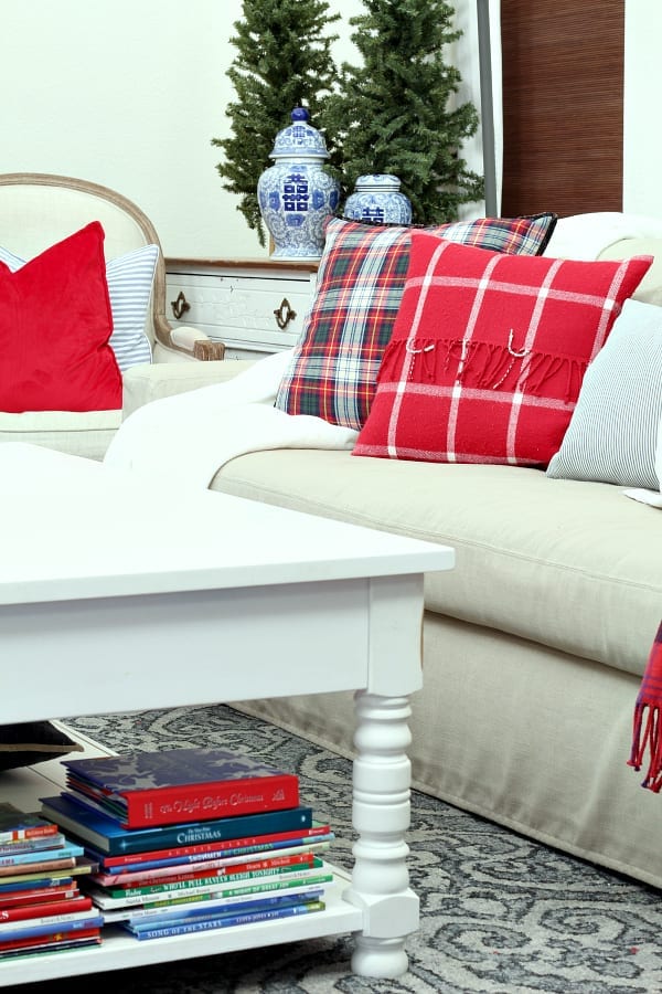 Little touches of red, white and blue are a fun Christmas color combo!