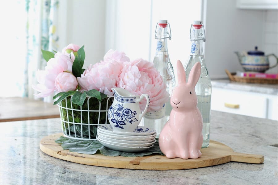 Simple Spring Decorations for the Kitchen - Clean and Scentsible