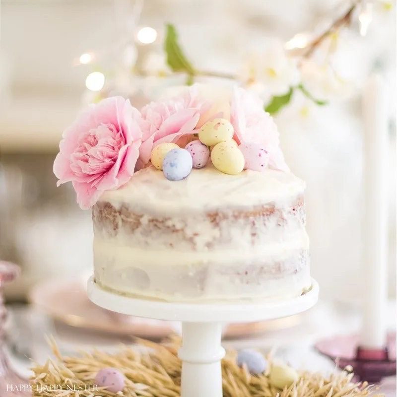 A simple yet elegant Easter cake.