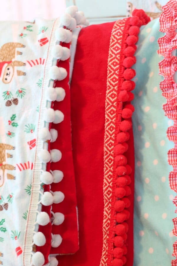 These easy DIY Christmas pillowcases are the perfect addition to your Christmas Eve!