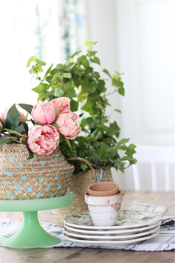 The Easy Way To Stencil A Sea Grass Basket for Spring!