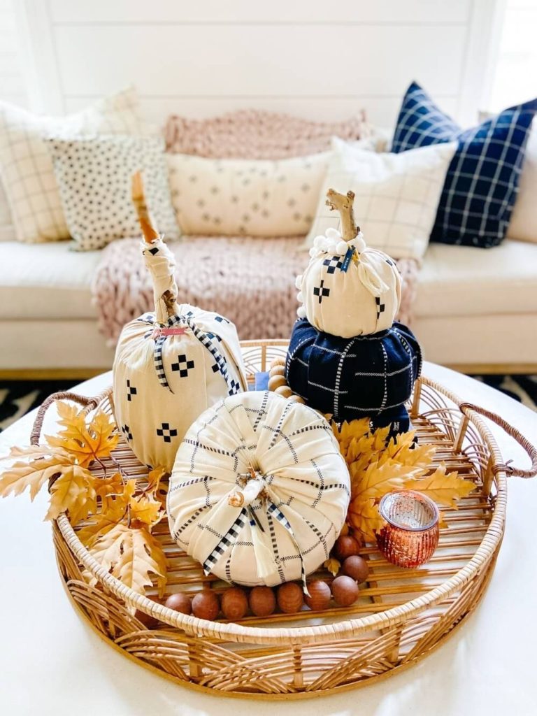 Welcome Home Saturday: Elevated toilet paper pumpkins