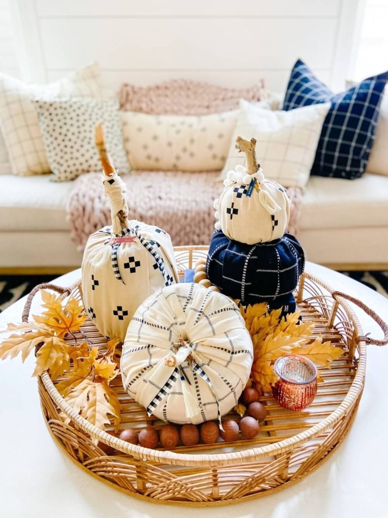 Welcome Home Saturday: Elevated toilet paper pumpkins