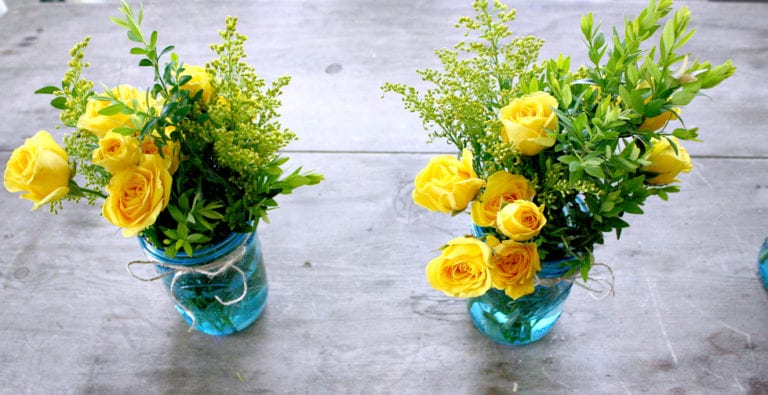 5 Simple Flower Centerpieces for Mother’s Day