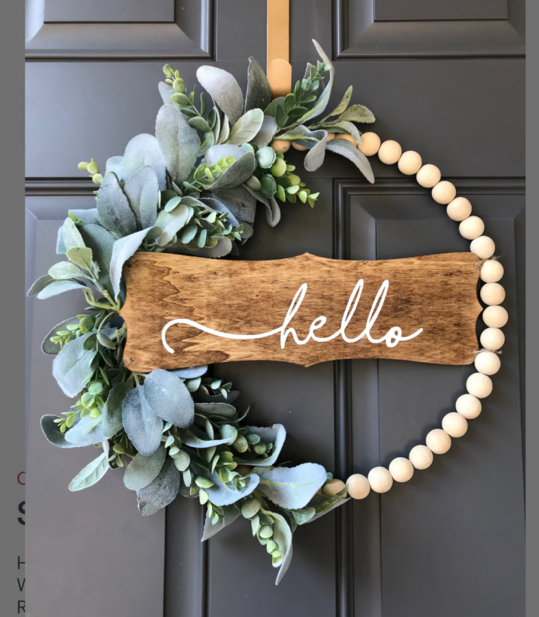 Wooden bead wreath