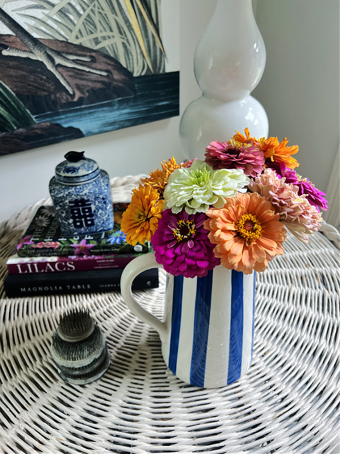 zinnia bouquets pretty